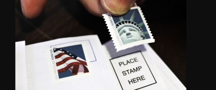 2019 Flag forever stamps Coil of 100 Stamps - Image 5